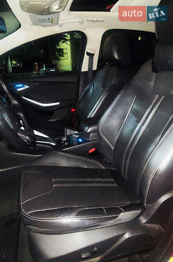 Хетчбек Ford Focus 2014 в  фото 11 Хетчбек Ford Focus 2014 в