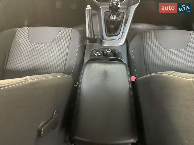 Хетчбек Ford Focus 2012 в Стрию