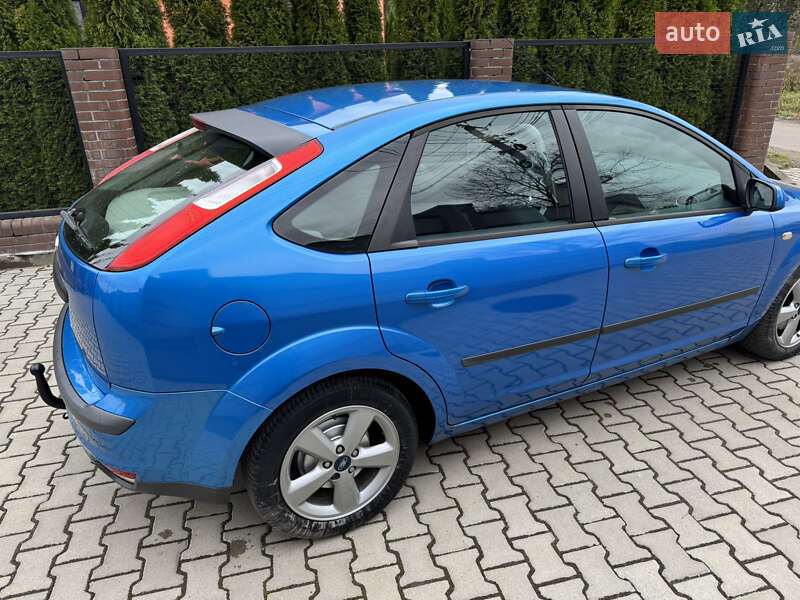 Хэтчбек Ford Focus 2004 в Ивано-Франковске фото 9 Хэтчбек Ford Focus 2004 в Ивано-Франковске
