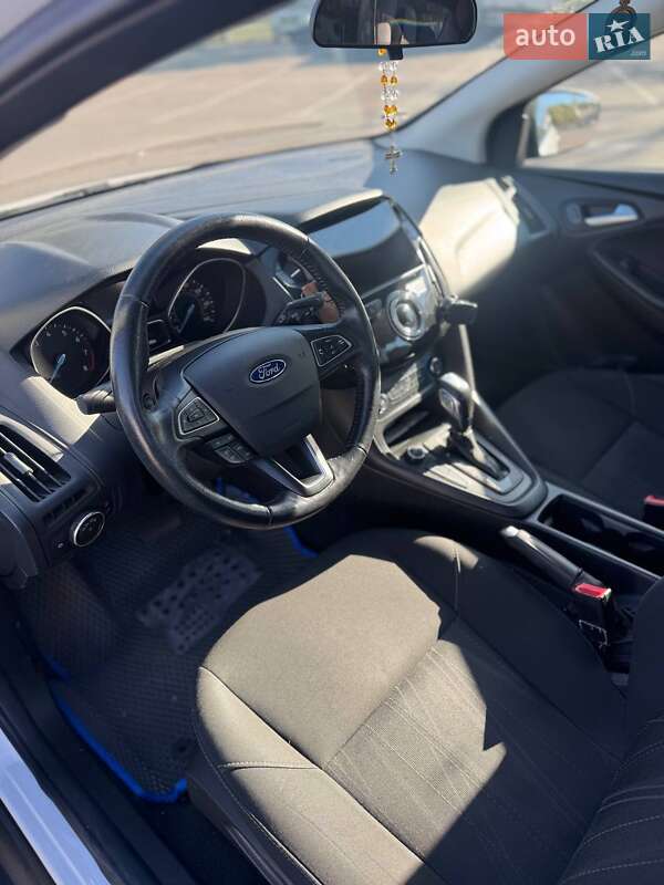 Седан Ford Focus 2016 в Одесі фото 16 Седан Ford Focus 2016 в Одесі