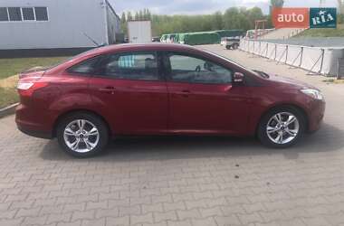 Седан Ford Focus 2012 в 