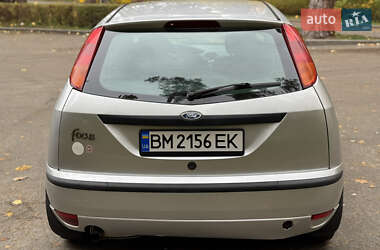 Хэтчбек Ford Focus 2004 в 