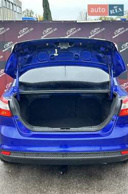 Седан Ford Focus 2013 в 