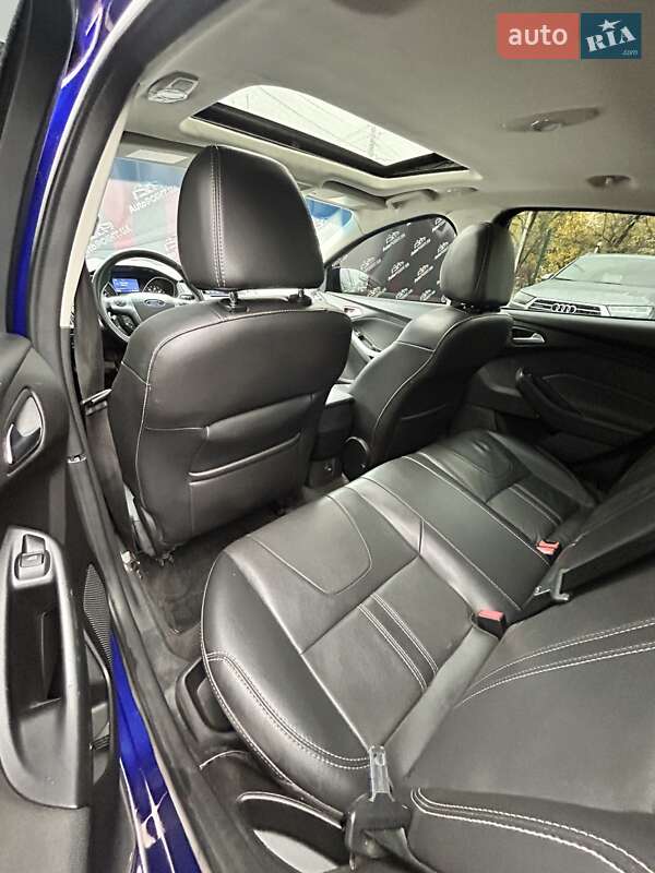Седан Ford Focus 2013 в Сумах