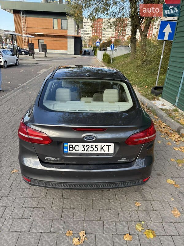 Седан Ford Focus 2016 в Львові