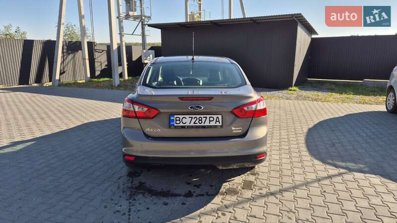 Седан Ford Focus 2013 в Львові фото 5 Седан Ford Focus 2013 в Львові