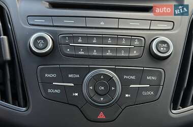 Седан Ford Focus 2016 в  фото 31 Седан Ford Focus 2016 в