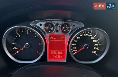 Универсал Ford Focus 2010 в 