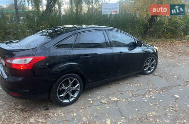 Седан Ford Focus 2013 в 