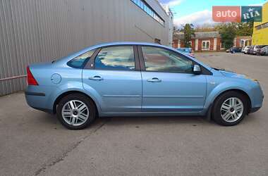 Седан Ford Focus 2005 в 