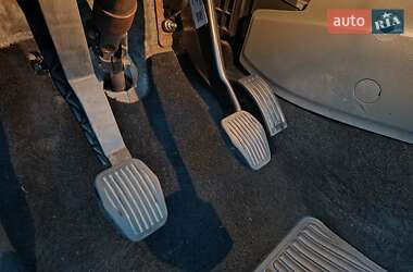 Седан Ford Focus 2005 в 