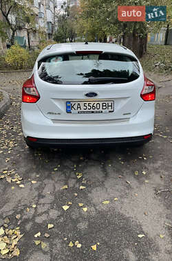 Хетчбек Ford Focus 2014 в 