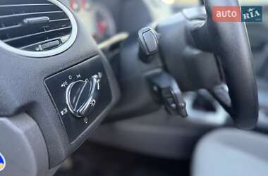 Хетчбек Ford Focus 2007 в 