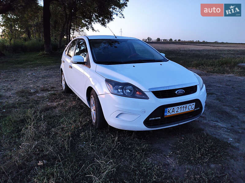 Хэтчбек Ford Focus 2011 в Черкассах фото 6 Хэтчбек Ford Focus 2011 в Черкассах