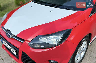 Хетчбек Ford Focus 2011 в 