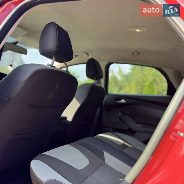 Хэтчбек Ford Focus 2011 в Львове