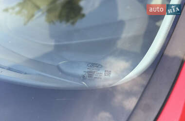 Хетчбек Ford Focus 2011 в 