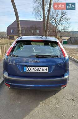 Хэтчбек Ford Focus 2007 в 