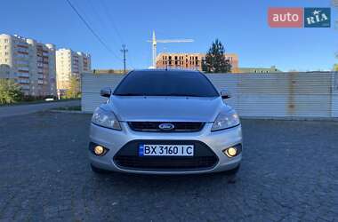 Універсал Ford Focus 2010 в  фото 3 Універсал Ford Focus 2010 в