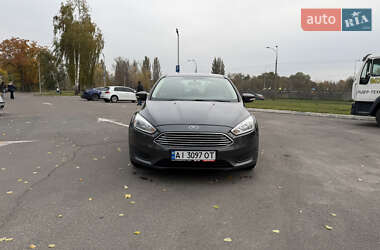 Седан Ford Focus 2017 в 