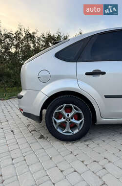 Хетчбек Ford Focus 2007 в 