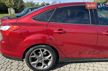 Седан Ford Focus 2013 в 