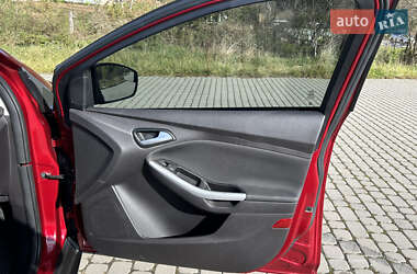 Седан Ford Focus 2013 в 