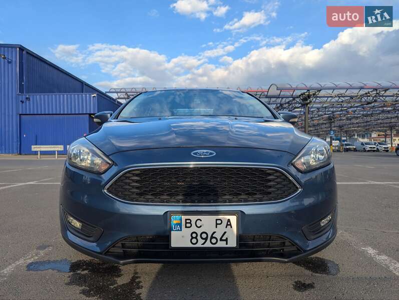 Седан Ford Focus 2018 в Львове