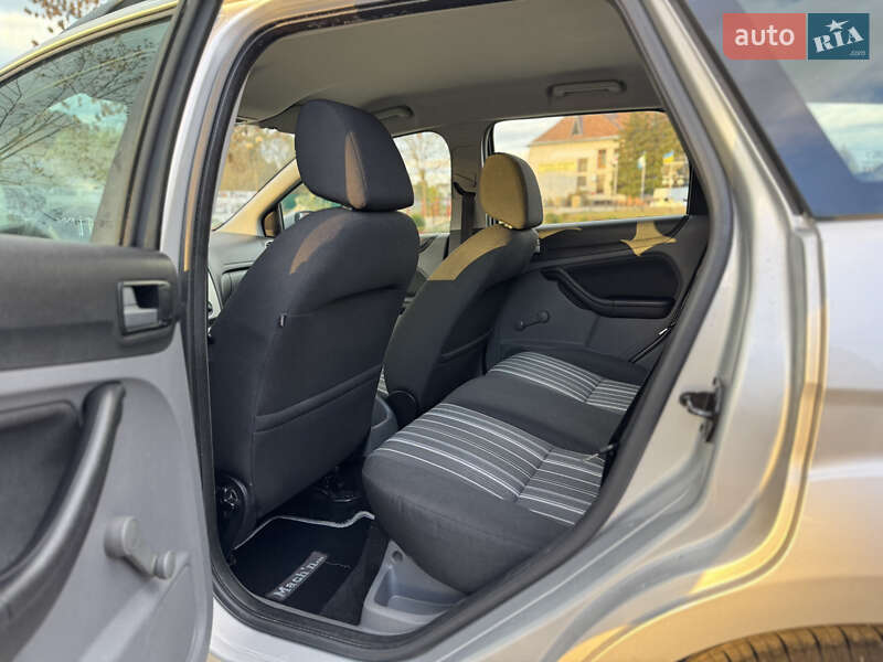 Універсал Ford Focus 2010 в Долині фото 19 Універсал Ford Focus 2010 в Долині