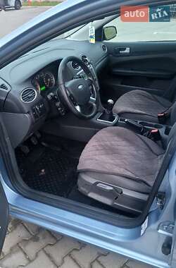 Хэтчбек Ford Focus 2006 в  фото 12 Хэтчбек Ford Focus 2006 в