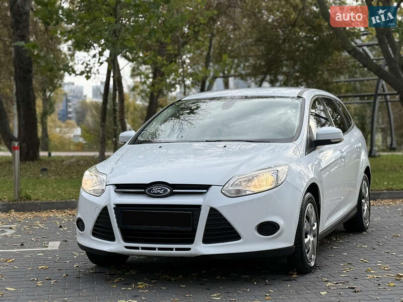 Универсал Ford Focus 2013 в Киеве фото 3 Универсал Ford Focus 2013 в Киеве