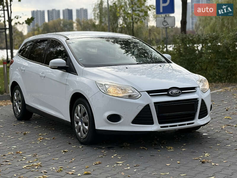 Универсал Ford Focus 2013 в Киеве фото 8 Универсал Ford Focus 2013 в Киеве