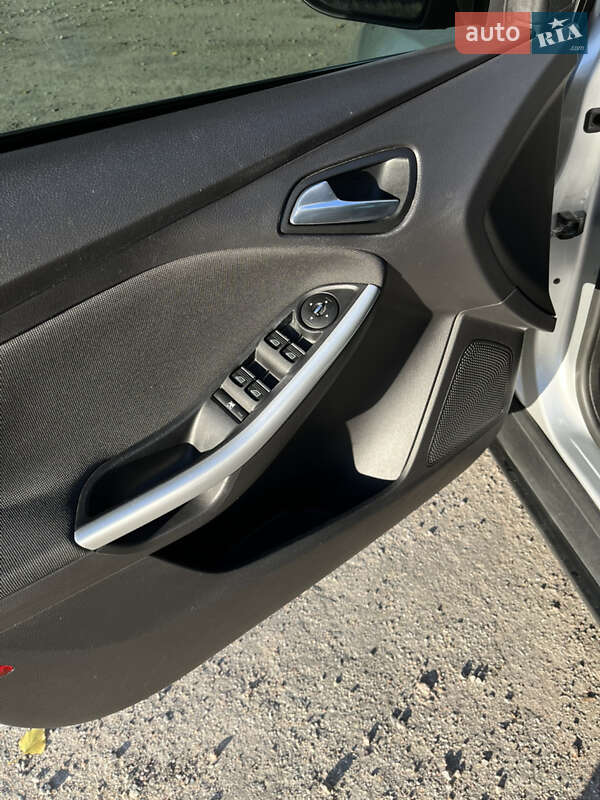 Седан Ford Focus 2011 в Олександрії