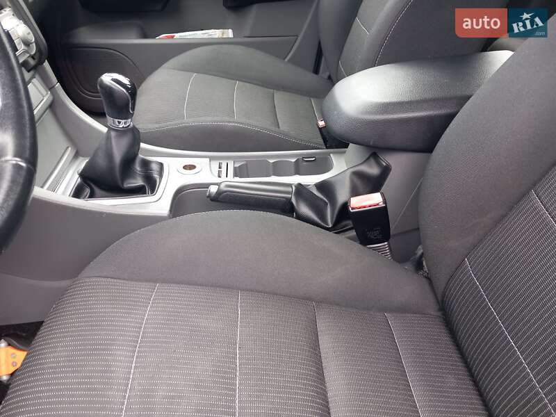 Универсал Ford Focus 2009 в Городке фото 22 Универсал Ford Focus 2009 в Городке