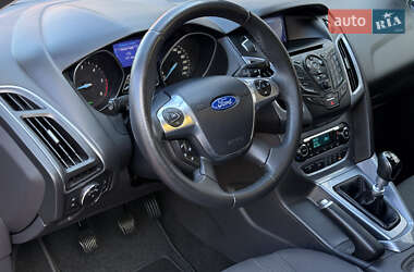 Универсал Ford Focus 2013 в 