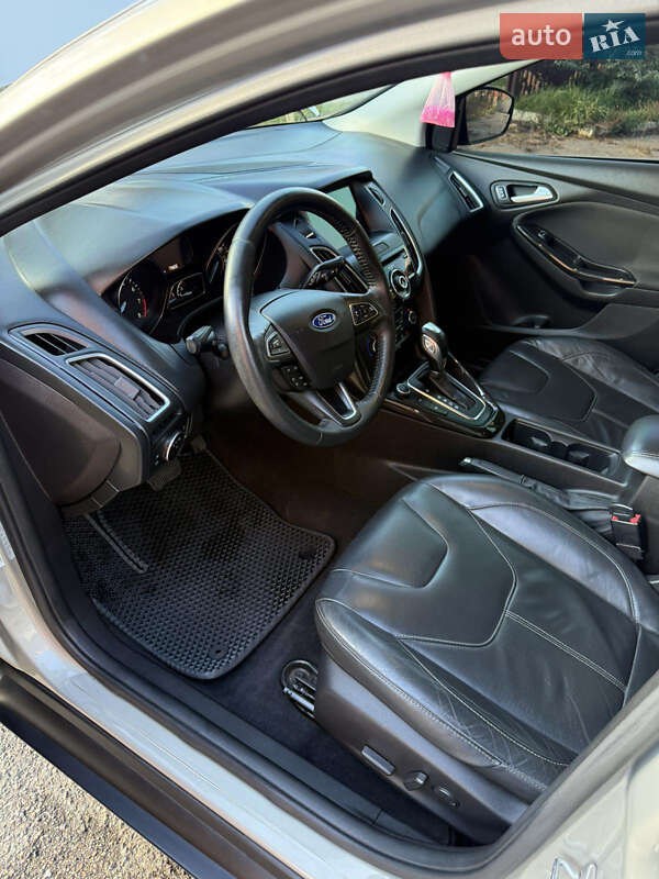 Хэтчбек Ford Focus 2015 в Харькове фото 12 Хэтчбек Ford Focus 2015 в Харькове