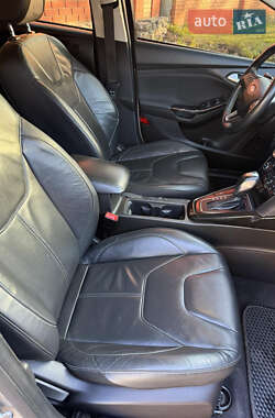 Хетчбек Ford Focus 2015 в 