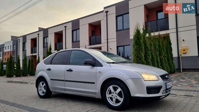 Хетчбек Ford Focus 2005 в Луцьку фото 6 Хетчбек Ford Focus 2005 в Луцьку