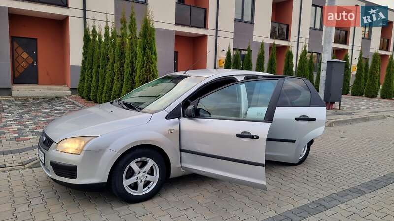 Хетчбек Ford Focus 2005 в Луцьку фото 29 Хетчбек Ford Focus 2005 в Луцьку