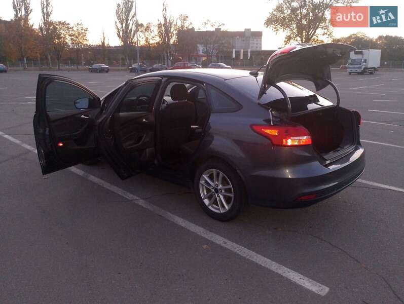 Седан Ford Focus 2015 в Днепре фото 7 Седан Ford Focus 2015 в Днепре