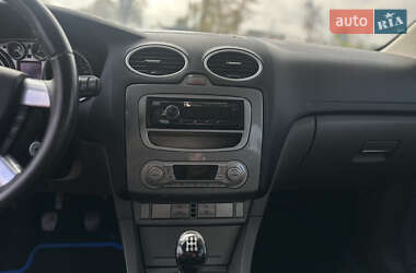 Хетчбек Ford Focus 2009 в  фото 34 Хетчбек Ford Focus 2009 в