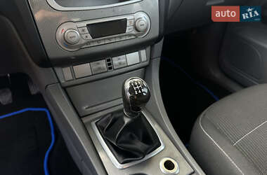 Хетчбек Ford Focus 2009 в  фото 33 Хетчбек Ford Focus 2009 в