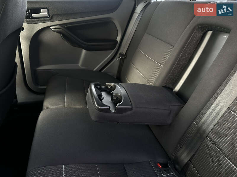 Хэтчбек Ford Focus 2009 в Виннице фото 39 Хэтчбек Ford Focus 2009 в Виннице