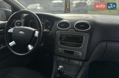 Хетчбек Ford Focus 2009 в  фото 50 Хетчбек Ford Focus 2009 в