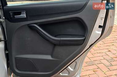 Універсал Ford Focus 2006 в  фото 22 Універсал Ford Focus 2006 в