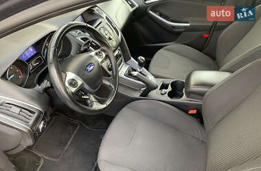 Універсал Ford Focus 2012 в  фото 33 Універсал Ford Focus 2012 в