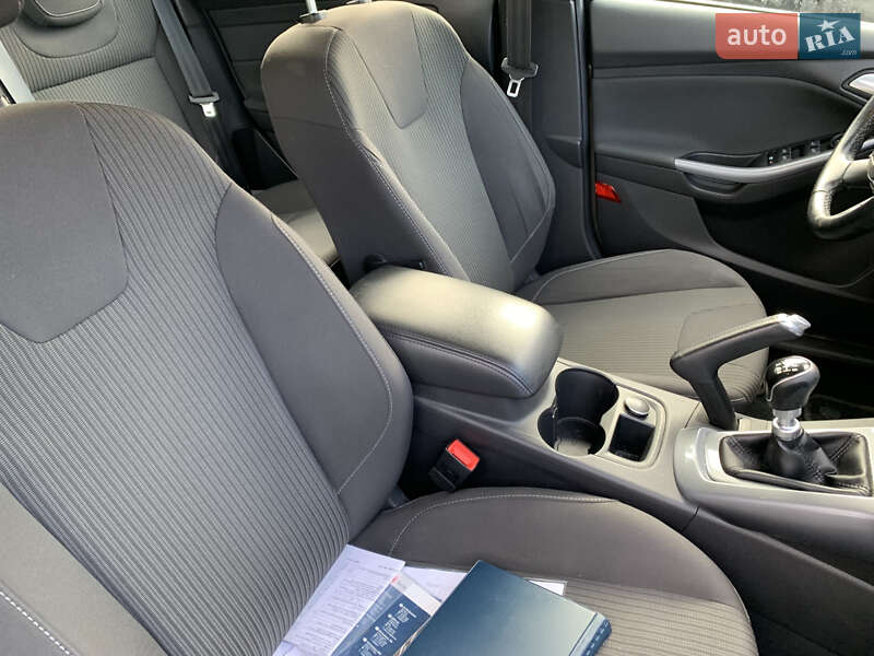 Універсал Ford Focus 2012 в Рівному фото 34 Універсал Ford Focus 2012 в Рівному