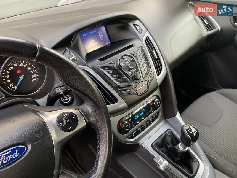 Універсал Ford Focus 2012 в Рівному фото 51 Універсал Ford Focus 2012 в Рівному