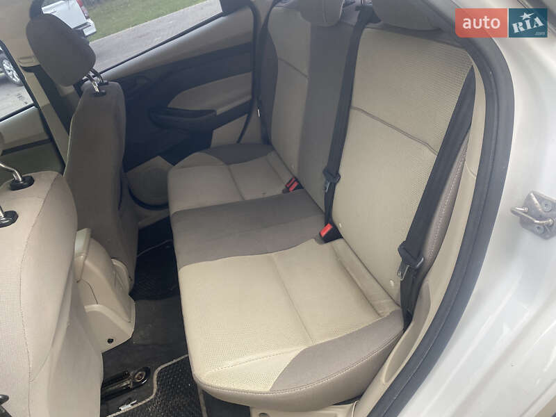 Седан Ford Focus 2011 в Каменец-Подольском фото 20 Седан Ford Focus 2011 в Каменец-Подольском