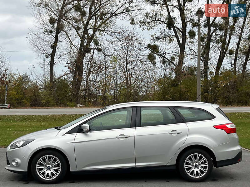 Універсал Ford Focus 2013 в Звягелі